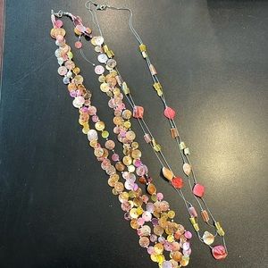 Set of 2 beaded/shell necklace